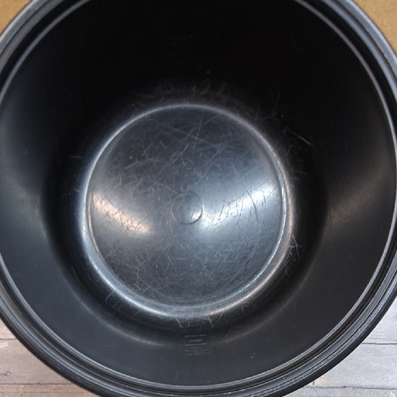 Pampered Chef Rice Cooker Plus/ Vegetable Steamer - Picture 5 of 5